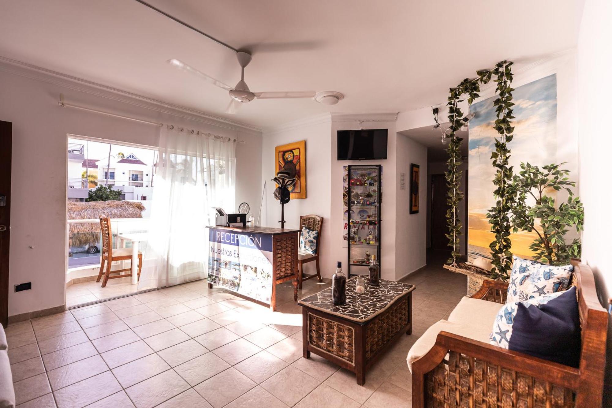 Hostal Las Rosas De Punta Cana Ngoại thất bức ảnh