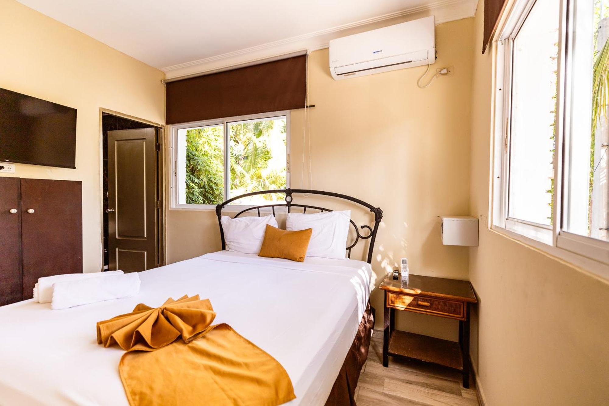 Hostal Las Rosas De Punta Cana Ngoại thất bức ảnh