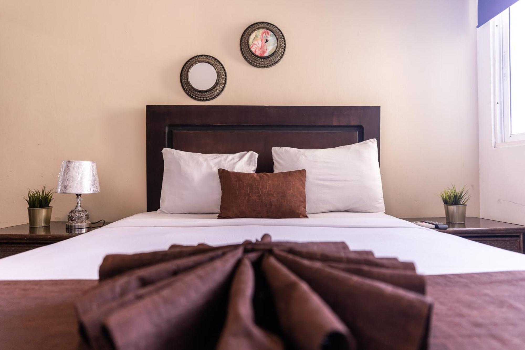 Hostal Las Rosas De Punta Cana Ngoại thất bức ảnh