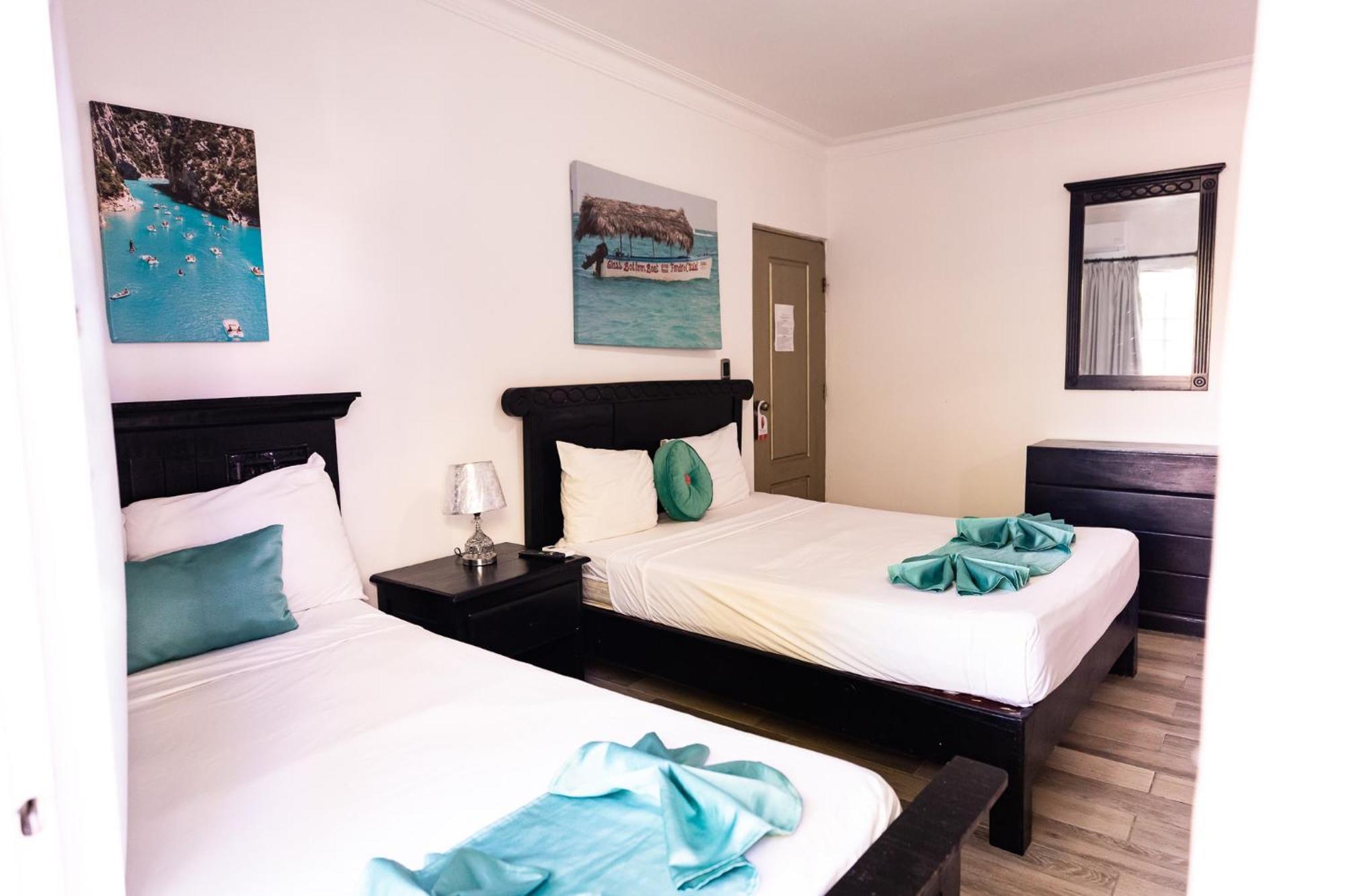 Hostal Las Rosas De Punta Cana Ngoại thất bức ảnh